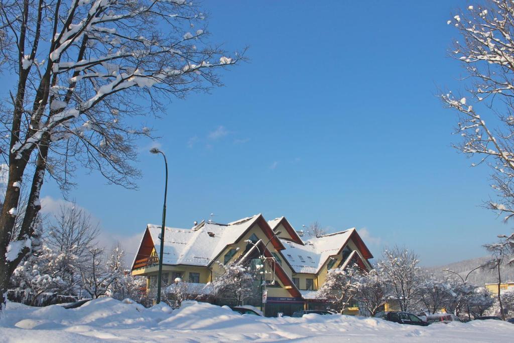 Jawor Pokoje I Apartamenty, Zakopane